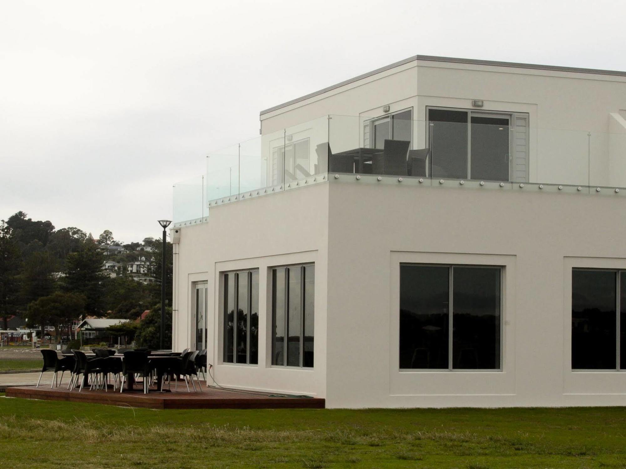 East Pier Hotel Napier Bagian luar foto