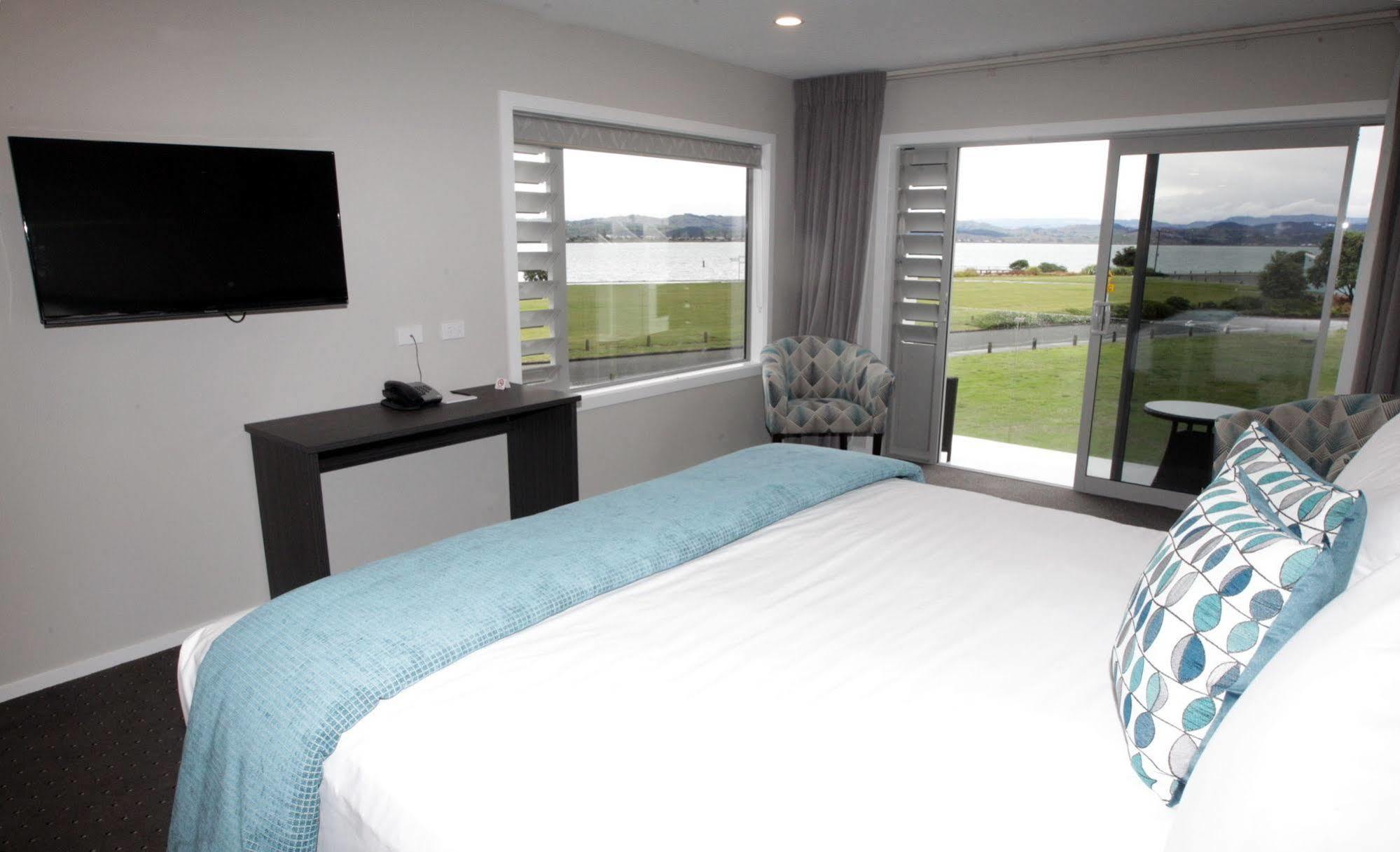 East Pier Hotel Napier Bagian luar foto