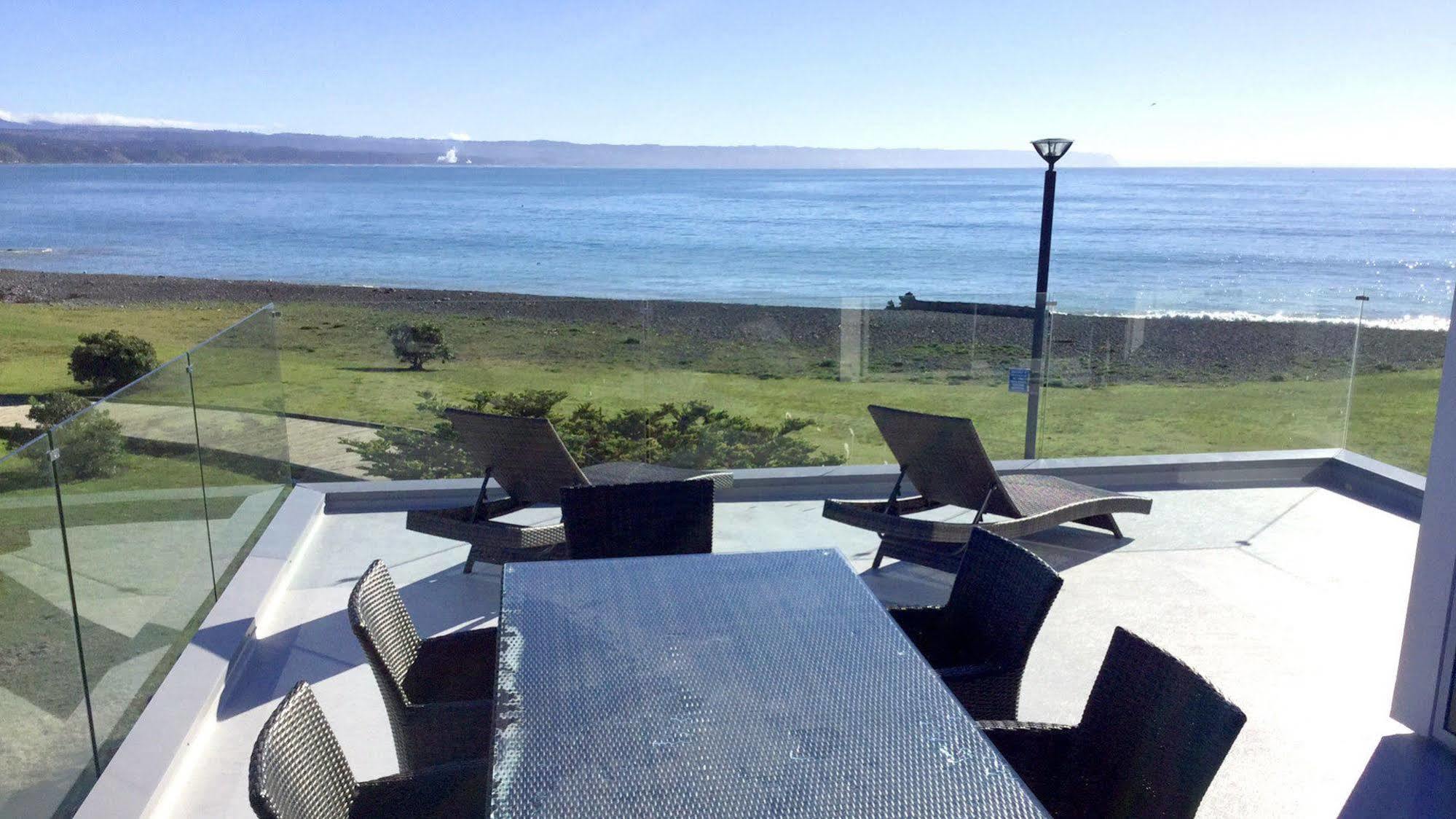 East Pier Hotel Napier Bagian luar foto